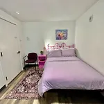 Private Room With Shared Bathroom On The 1St Floor 10 Minutes Walk To University Of Washington