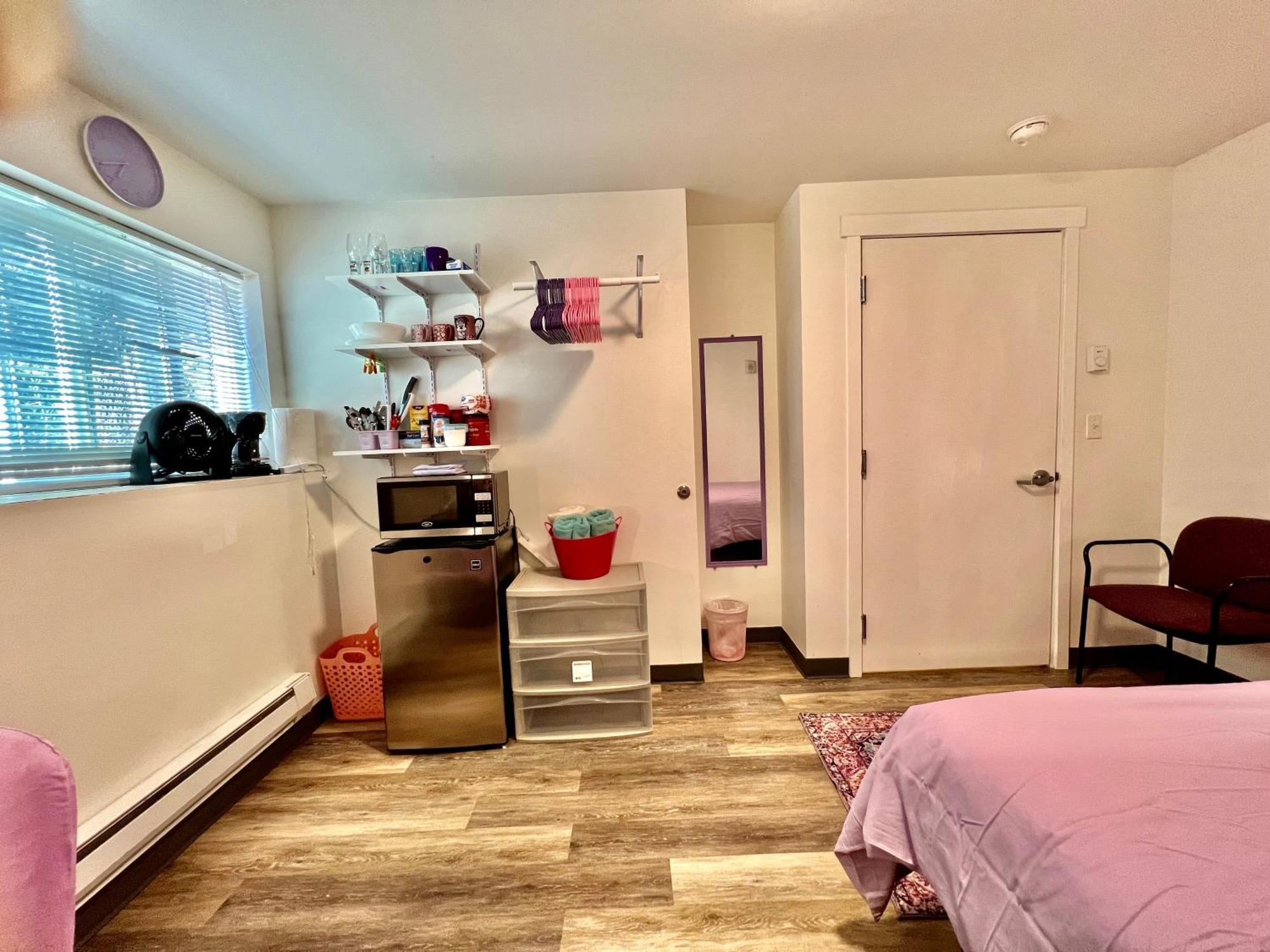 Apartment Private With Shared Bathroom On The 1st Floor 10 Minutes Walk To Of Washington *