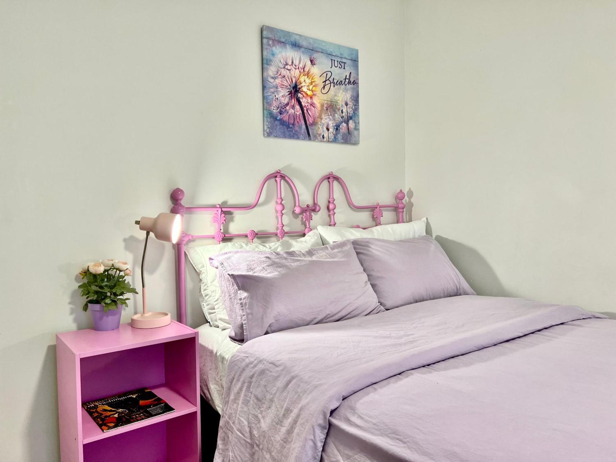 Private With Shared Bathroom On The 1st Floor 10 Minutes Walk To Of Washington * Seattle
